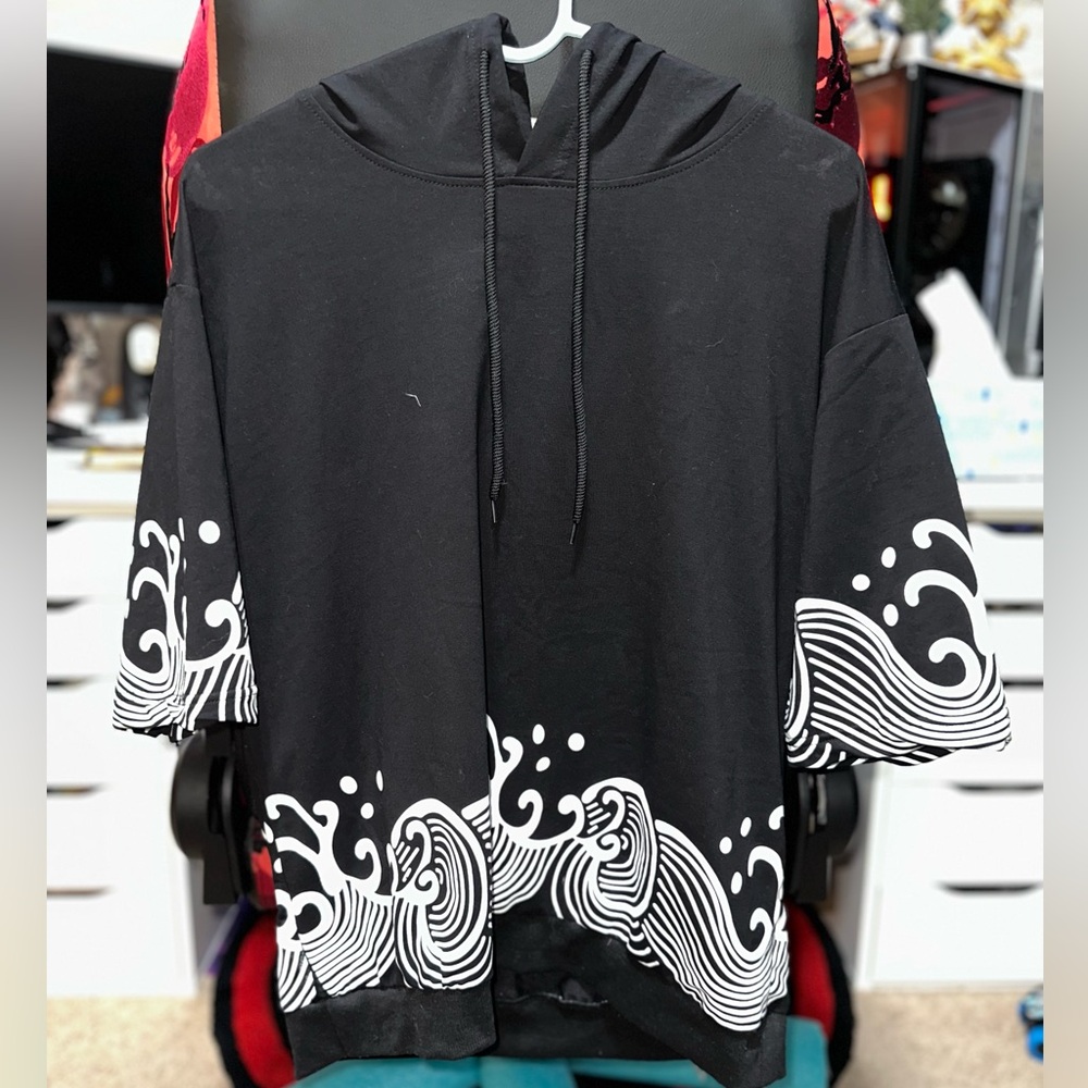 Hooded graphic t-shirt
